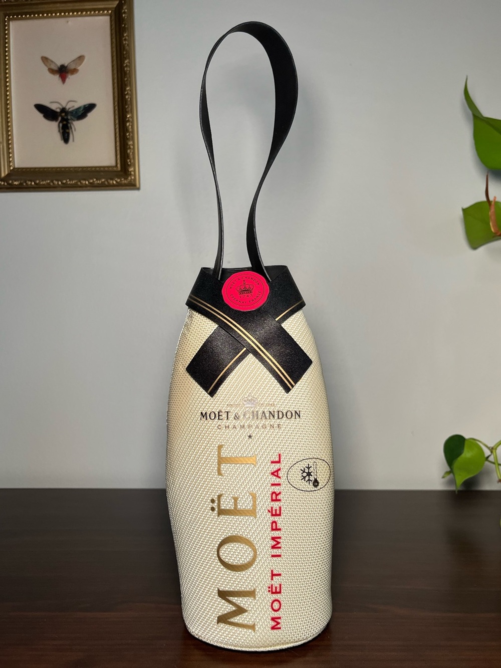 Moët & Chandon Impérial insulated champagne bottle carrier.